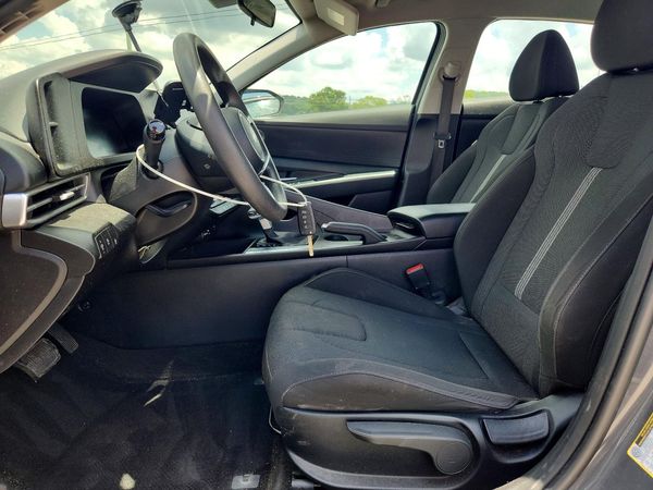 2024 HYUNDAI ELANTRA