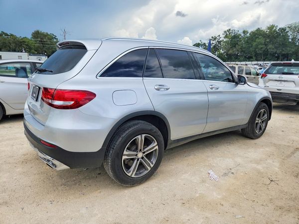 2016 MERCEDES-BENZ GLC GLC300