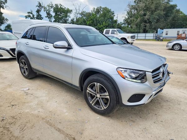 2016 MERCEDES-BENZ GLC GLC300