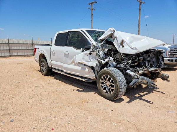 2022 FORD F150 SuperCrew — Passenger 3/4