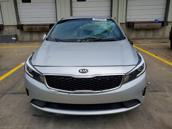 2017 KIA FORTE LX Popular, S