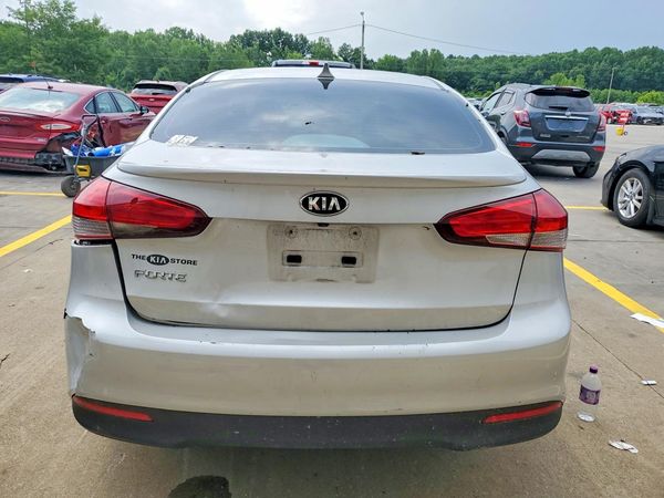 2017 KIA FORTE LX Popular, S