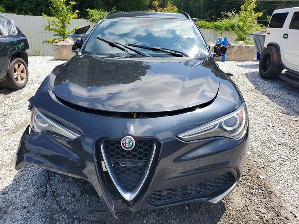 2018 ALFA ROMEO STELVIO TI AWD