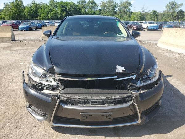 2015 LEXUS LS 460