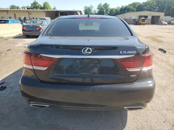 2015 LEXUS LS 460