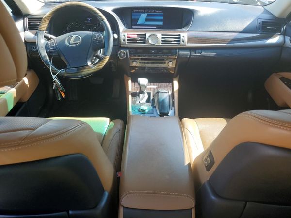 2015 LEXUS LS 460
