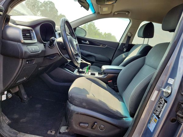 2020 KIA SORENTO L, LX, S