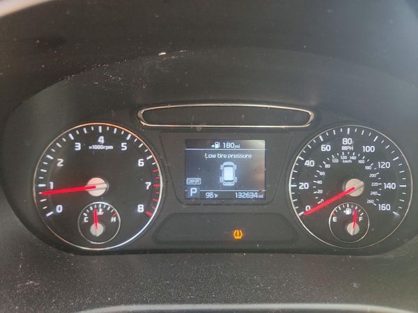 2020 KIA SORENTO L, LX, S