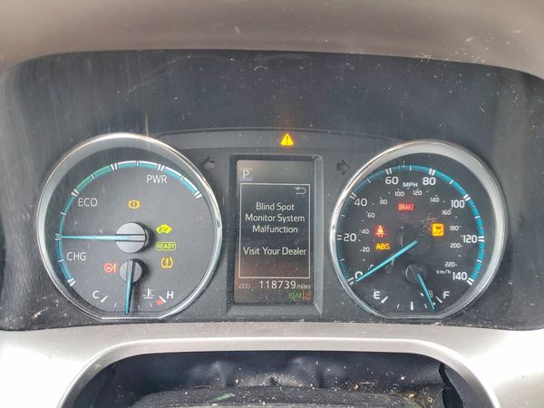2017 TOYOTA RAV4 Ltd Hybrid