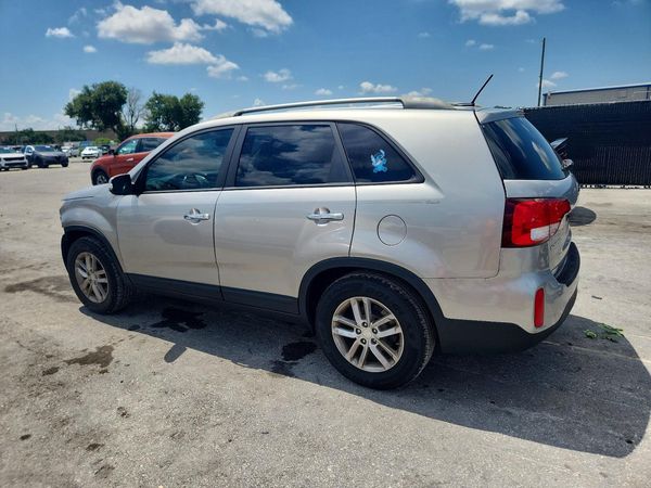 2015 KIA SORENTO