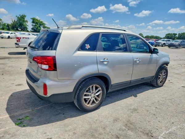 2015 KIA SORENTO