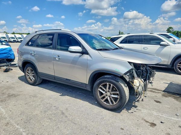 2015 KIA SORENTO