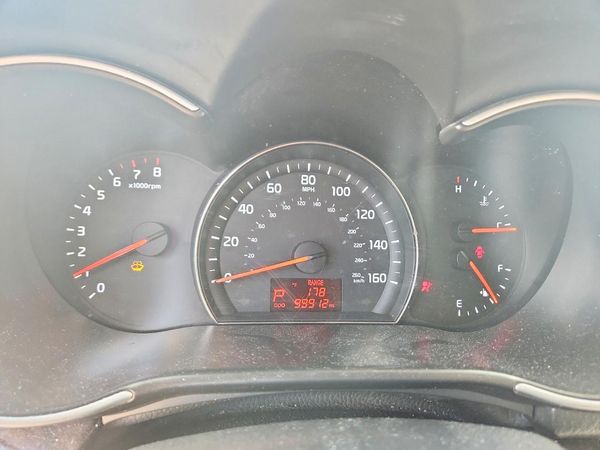 2015 KIA SORENTO