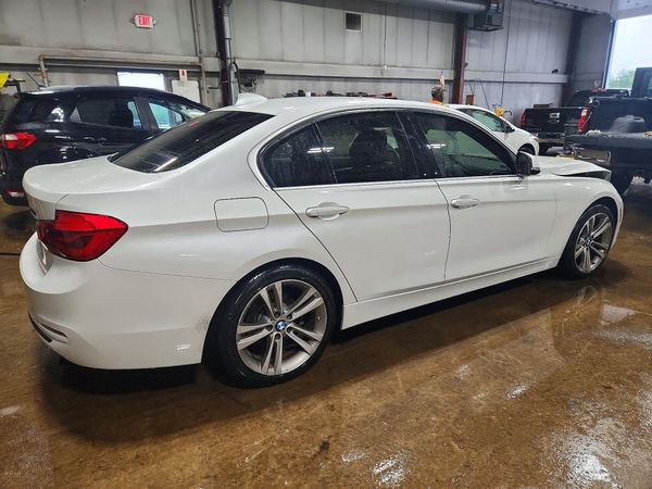 2017 BMW 330