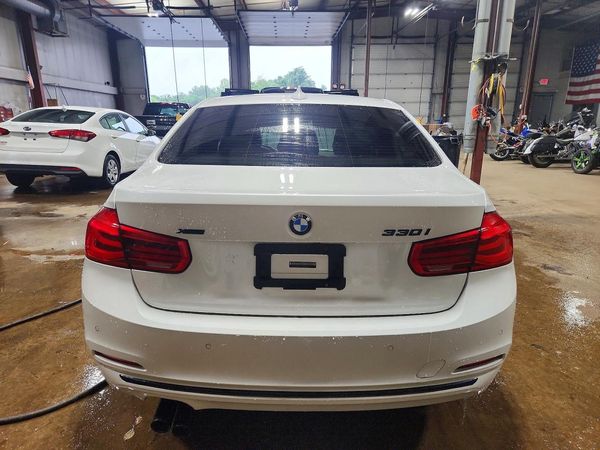 2017 BMW 330