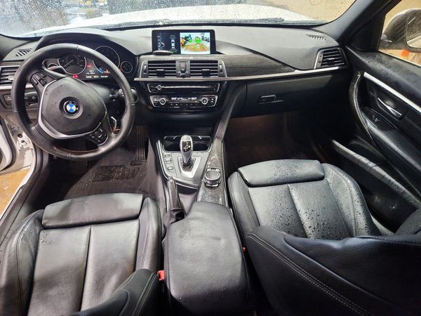 2017 BMW 330