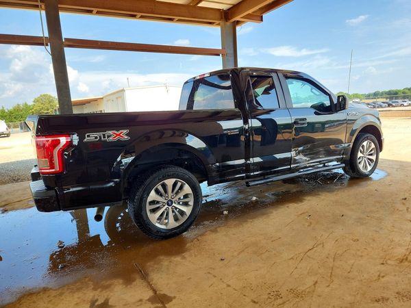 2017 FORD F150