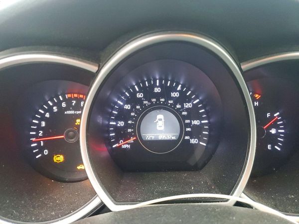 2015 KIA OPTIMA GL - Middle-low