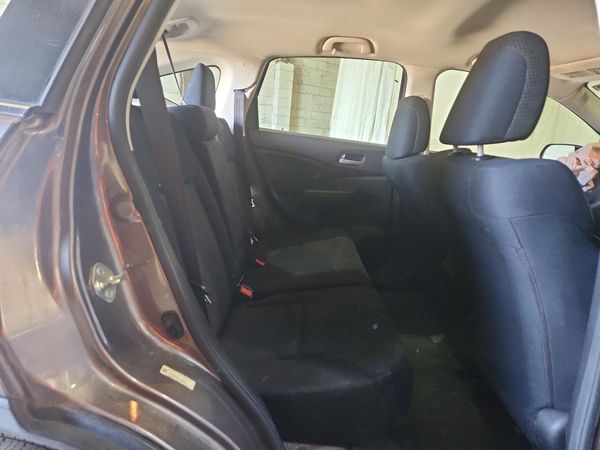 2015 HONDA CRV LX