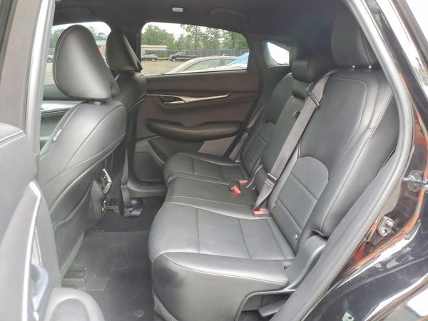 2022 INFINITI QX55 Luxe