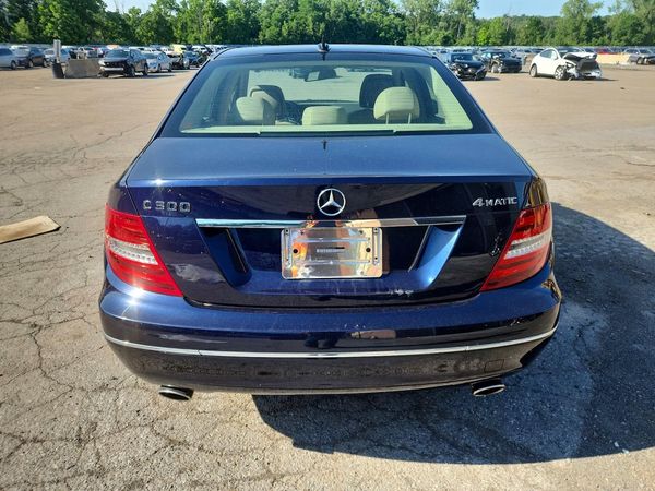 2013 MERCEDES-BENZ C C300