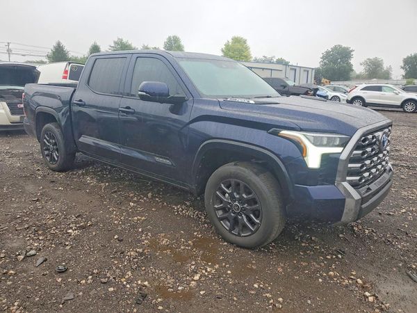 2024 TOYOTA TUNDRA