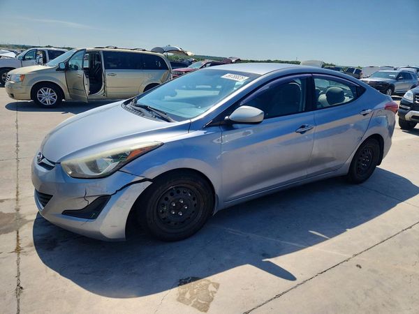 2016 HYUNDAI ELANTRA — Front 3/4