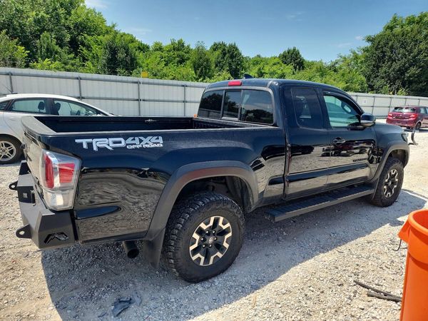 2023 TOYOTA TACOMA SR5