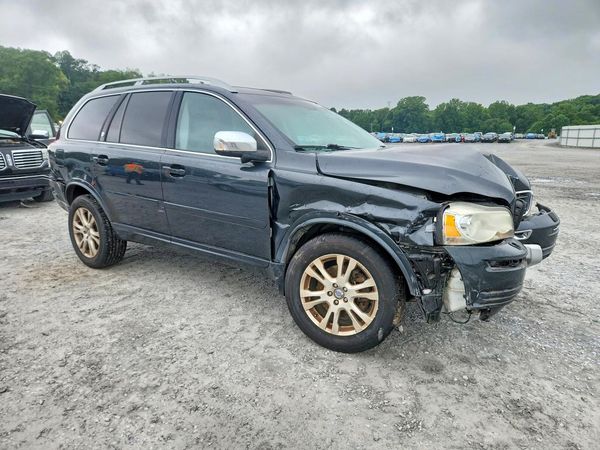 2014 VOLVO XC90