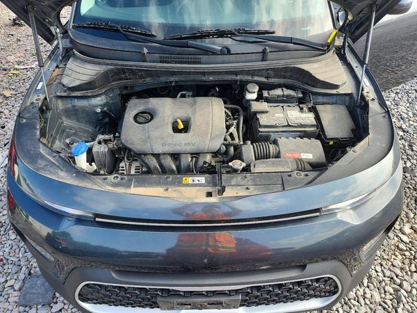 2021 KIA SOUL LX, S, X-Line