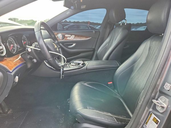 2017 MERCEDES-BENZ E E300