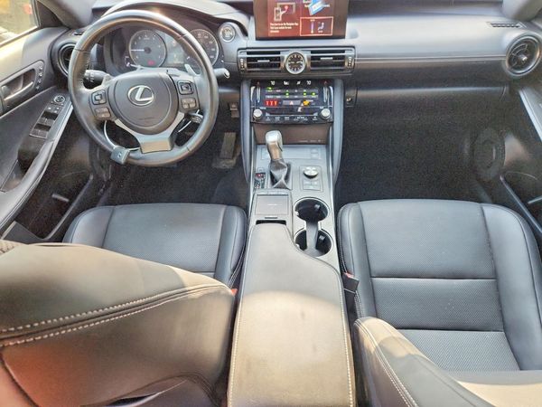 2023 LEXUS IS 300 Premium