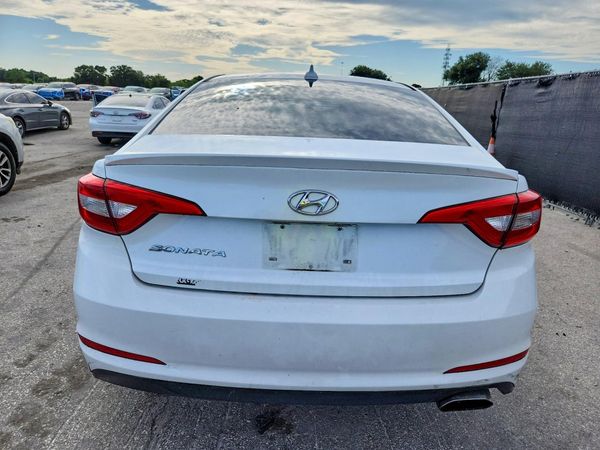 2017 HYUNDAI SONATA SE, Eco