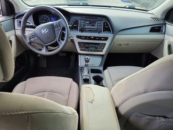 2017 HYUNDAI SONATA SE, Eco