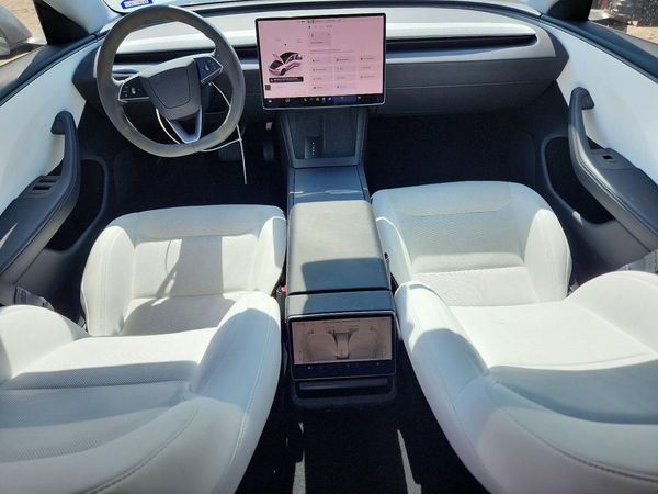 2026 TESLA MODEL 3