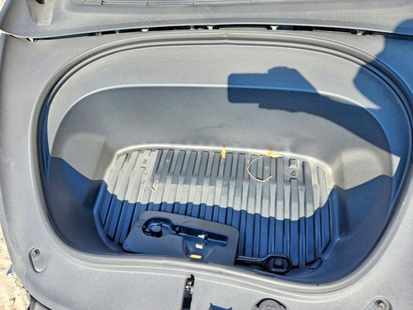 2026 TESLA MODEL 3
