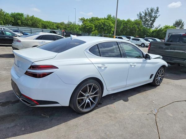 2025 GENESIS G70
