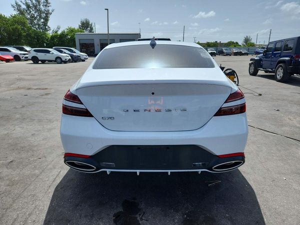 2025 GENESIS G70