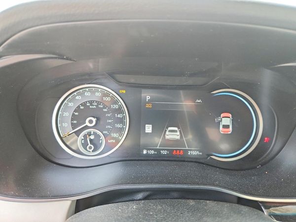 2025 GENESIS G70