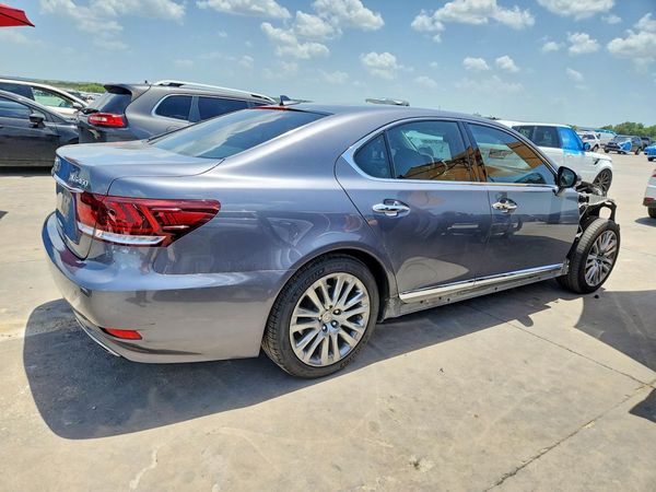 2013 LEXUS LS 460