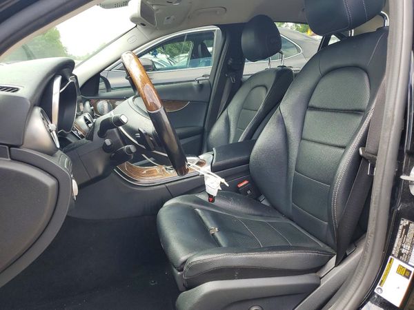2017 MERCEDES-BENZ C C300