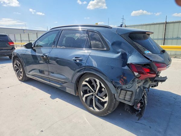2024 AUDI Q8 E-TRON