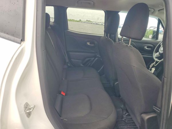 2023 JEEP RENEGADE LATITUDE 4X4