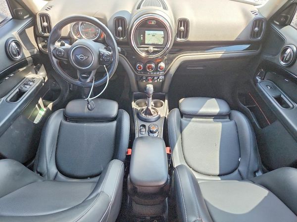 2019 MINI COOPER