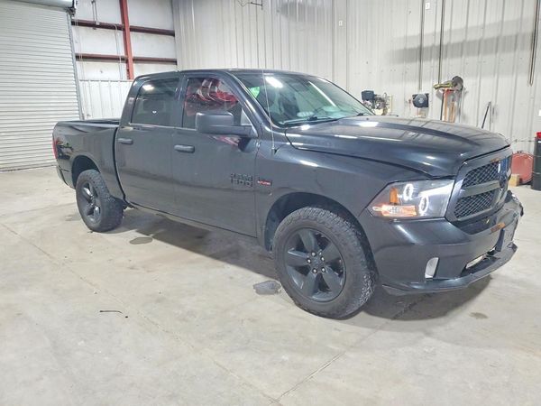2018 RAM 1500 ST
