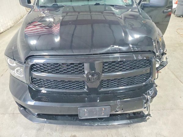 2018 RAM 1500 ST