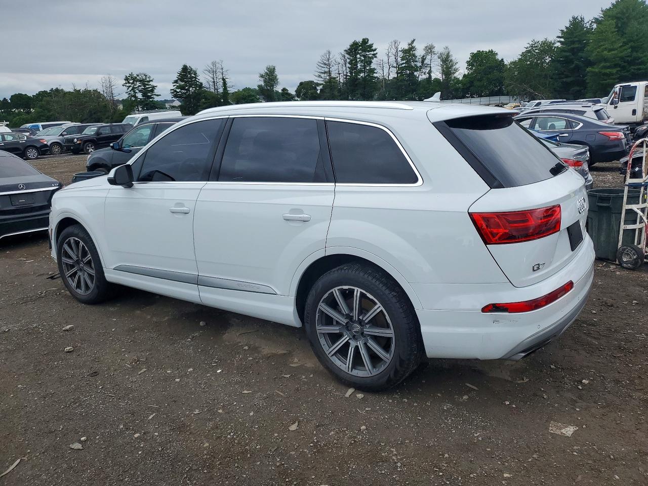 2017 AUDI Q7 quattro Premium Plus