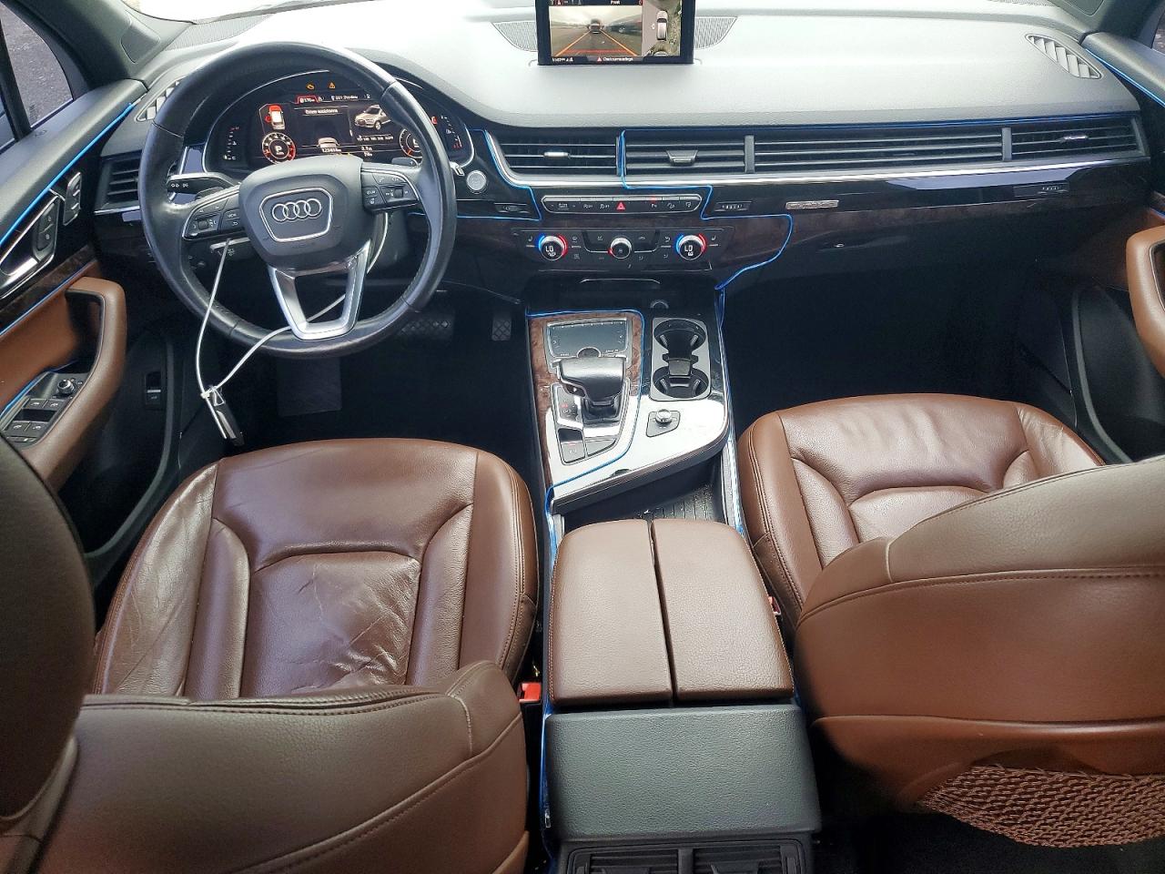 2017 AUDI Q7 quattro Premium Plus