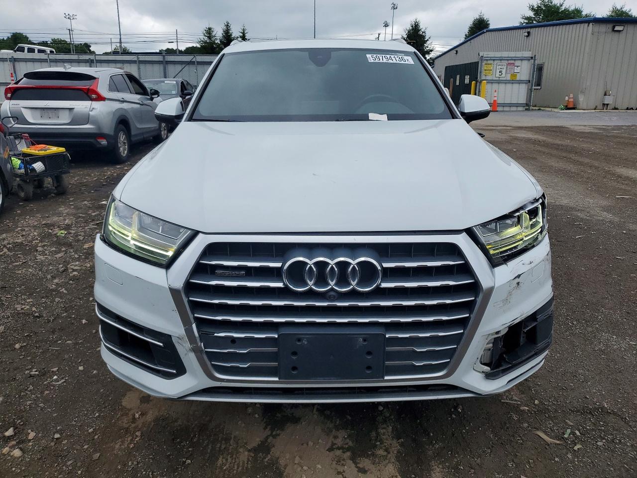 2017 AUDI Q7 quattro Premium Plus