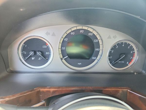 2010 MERCEDES-BENZ GLK GLK350